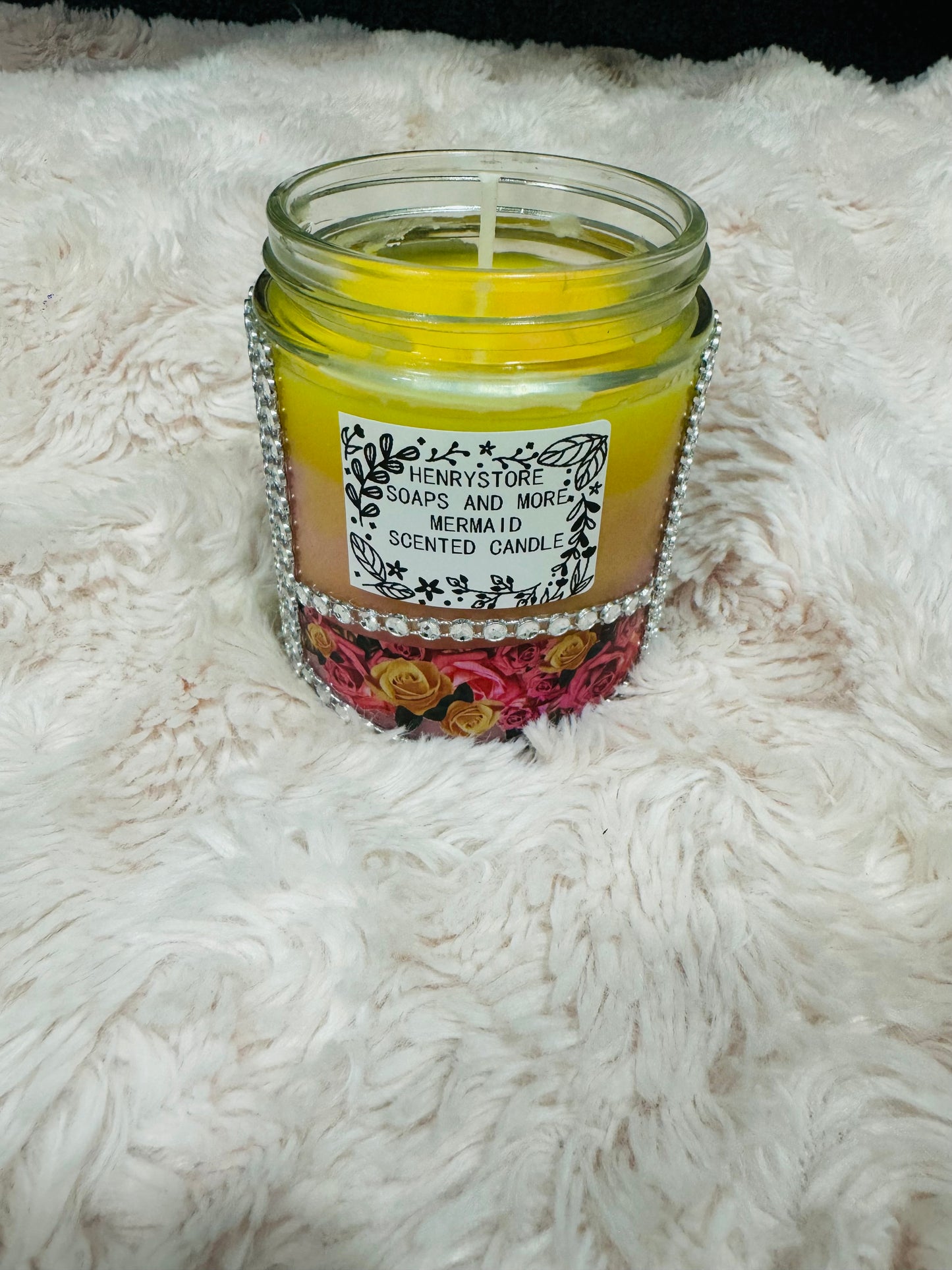 PRAYING MOMS CLUB 8OZ SOY WAX MERMAID SCENTED CANDLE