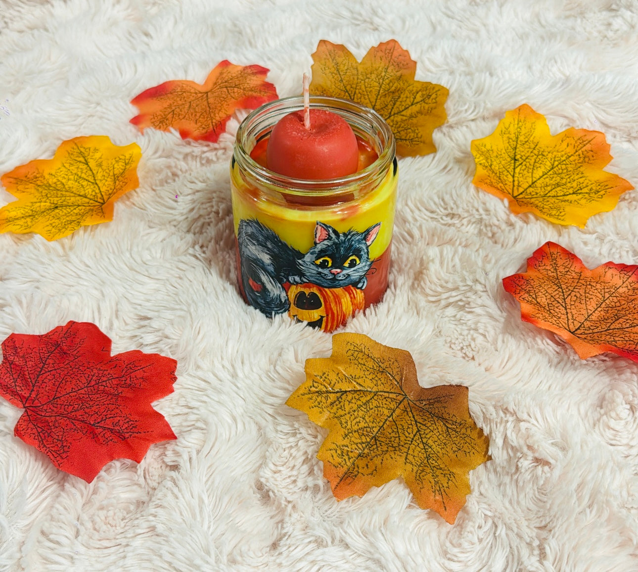 CAT AND THE PUMPKIN APPLE 8OZ SCENTED SOY WAX CANDLE